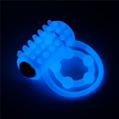Голубое, светящееся в темноте виброкольцо Lumino Play Vibrating Penis Ring - Lovetoy - в Липецке купить с доставкой