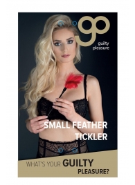 Пластиковая метелочка с красными пёрышками Small Feather Tickler - 32 см. - Blush Novelties - купить с доставкой в Липецке