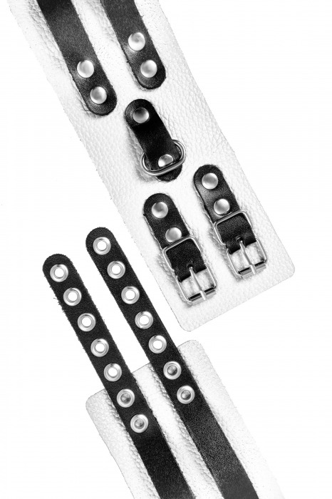 Бело-черные оковы с двумя ремешками и люверсами - Pecado - купить с доставкой в Липецке