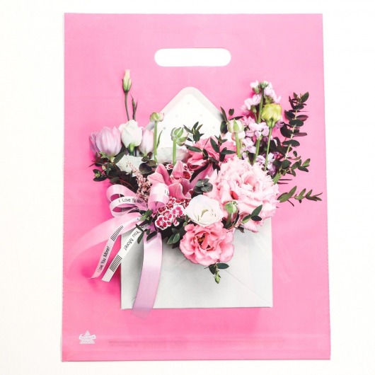Розовый пакет с цветочным принтом и вырубной ручкой (40х31 см) - Сима-Ленд - купить с доставкой в Липецке